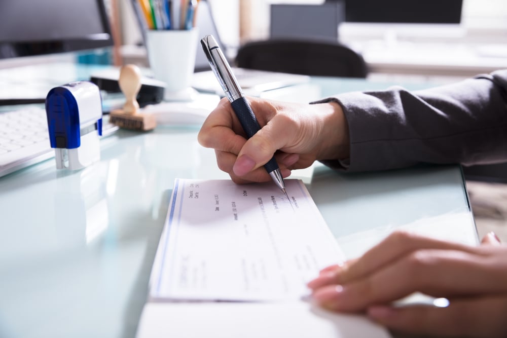 PEO MythBusters #5: PEOs Are the Same as Payroll Processors